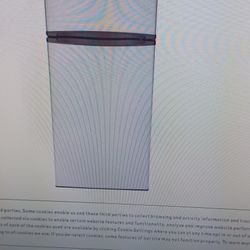 New Inbox Hotpoint By GE 9.7 Cubic Foot Refrigerator