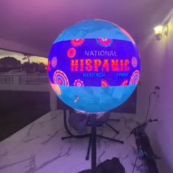 39-Inch Digital Spheres