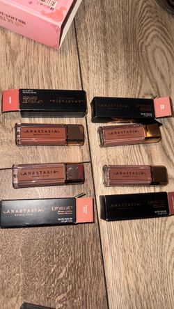 Anastasia Velvet Lippies