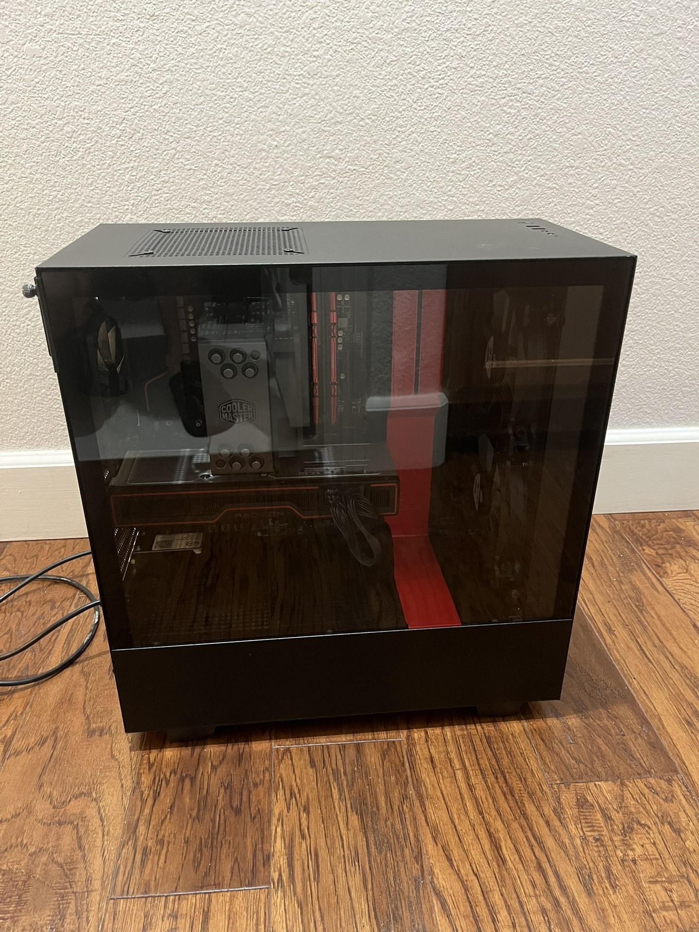 Gaming PC With AMD 5600x and RX 6700xt