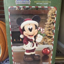 17” Disney Christmas Holiday Statue by Jim Shore