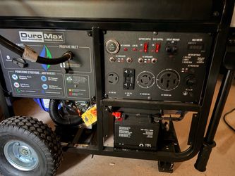 DuroMax Portable Dual Fuel Generator - Like New