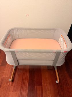 Skip Hop Adjustable Height Bassinet