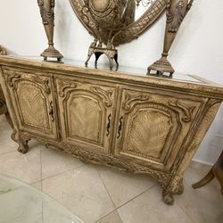 Console sideboard table
