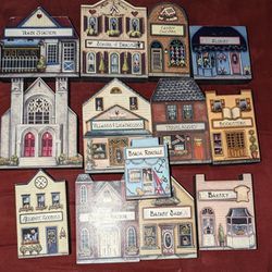 1997 Vintage Brandywine Woodcrafts Shelf Sitters Lot Of 13 House's And Store Mint Condition 