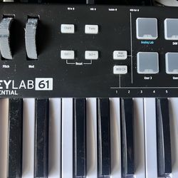 Arturia KeyLab 61 Midi Controller
