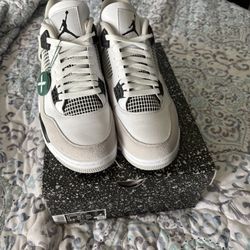 Jordan 4 Military Black 