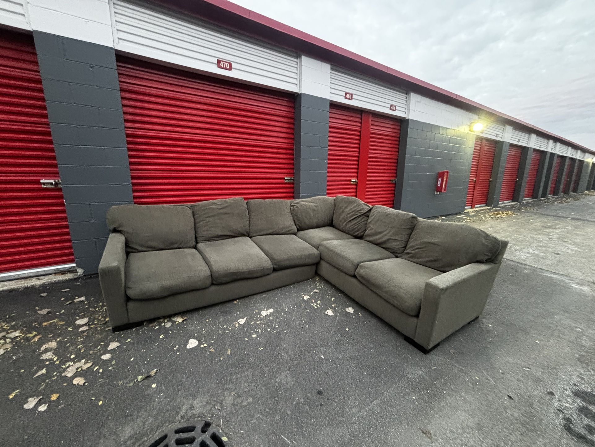 2 Piece L Shaped Sectional Couch β Olive Green*FREE Delivery π