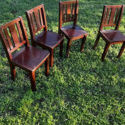 Set Of 4 Kids Chairs