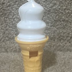 2002 DQ Dairy Queen Ice Cream Cone Whistle 3.25"