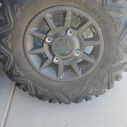 2018 Rzr Original Tires