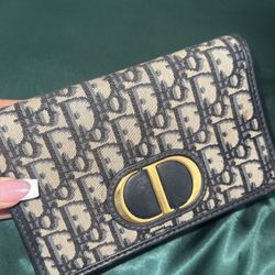 Christian Dior  Montaigne Pouch Clutch