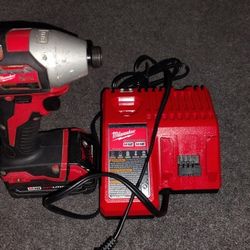 M18 18V Lithium-Ion Cordless 1/4 in. Hex Impact Driver 
Battery and charger included