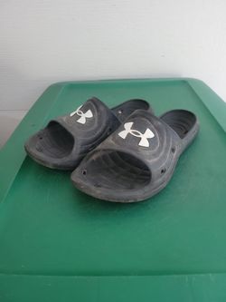 Mens Or Boys Size 7 Slides