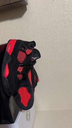 authenticated Red thunders Jordans 4s let me know authenticated i have have proof