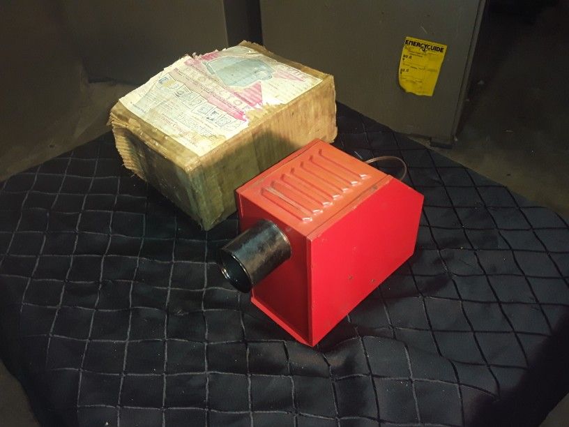Johnson Smith Company Miracle Projector and Copy Machine in Original Box 1949