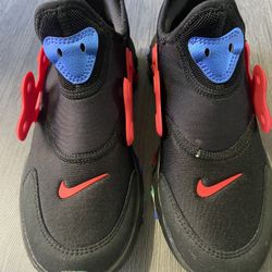 Kids Size 3.5 Nike React Presto Sneakers