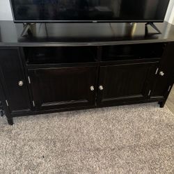 60’’ TV Stand 