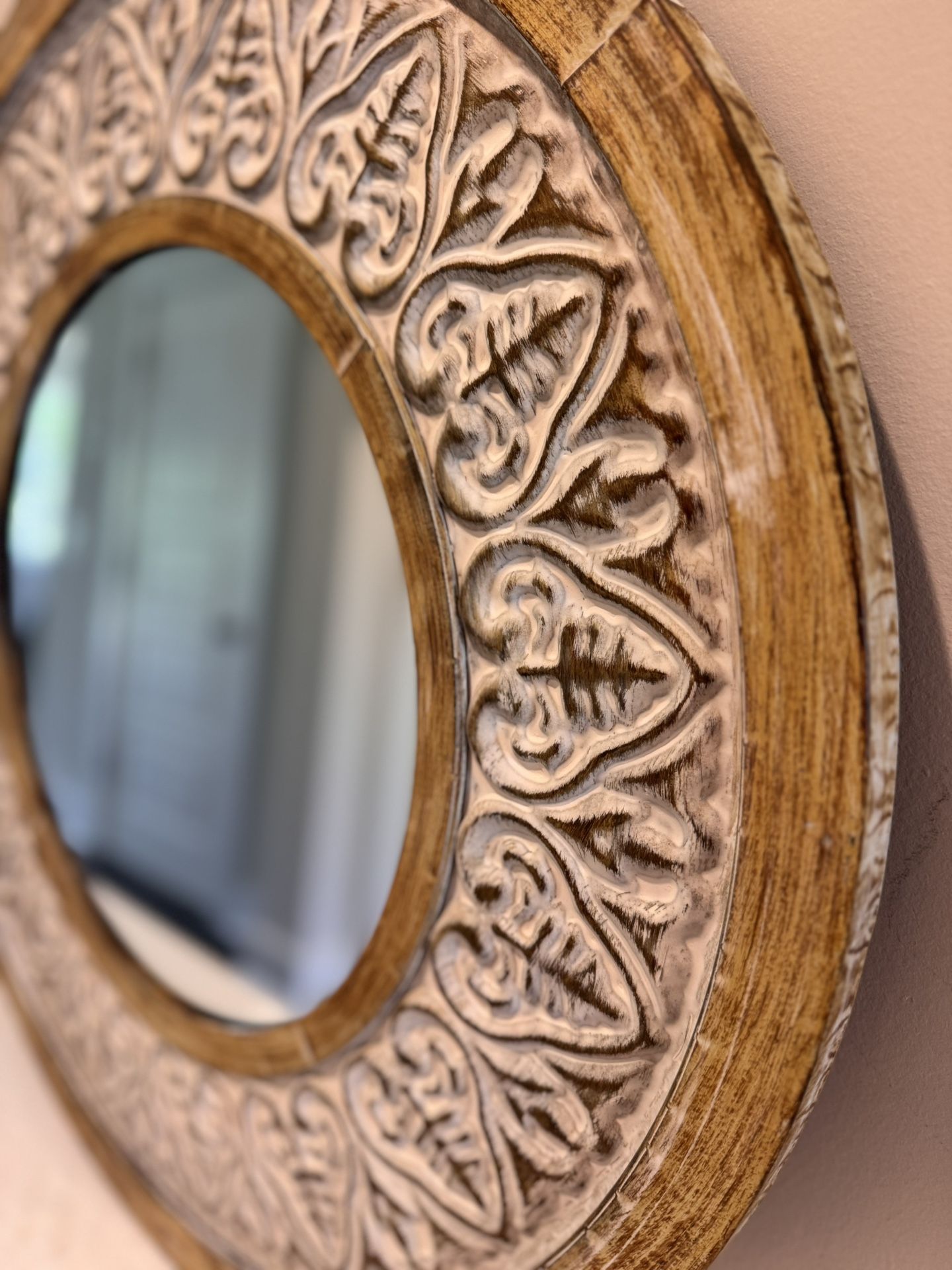 Round Mirror