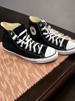 🖤 Converse Chuck Taylor All Star High Tops – Men’s 10.5 🖤