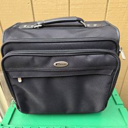 Tragus Rolling Laptop Case