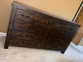 Bed frame, Dresser and nightstand SET