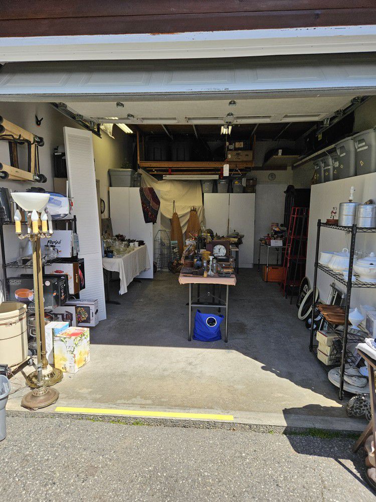 Garage-Antique-Primitive Sale