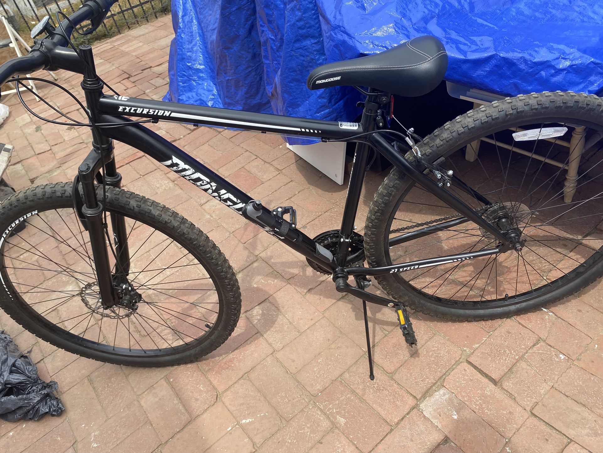 Mongoose R5738WM Speed 7 Black Bike for Sale in Los Angeles CA