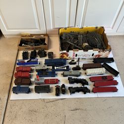 Lionel Train Tracks, Cars ,Misc