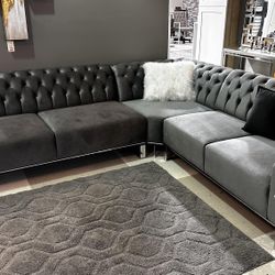 OM• $38 Initial • Brand New Oscar Sectional 