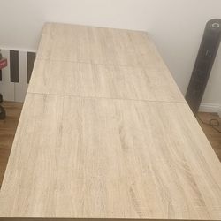 Extendable Dining Table 
