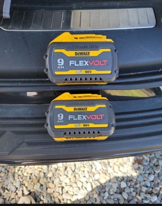 2... DEWALT 20/60V FLEX VOLT BATTERY LIKE NEW