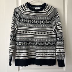 Old Navy Sweater Size M