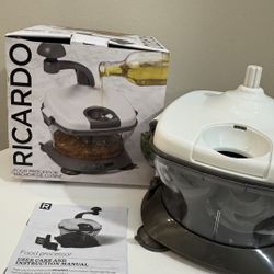  RICARDO Kitchen Chopper. New