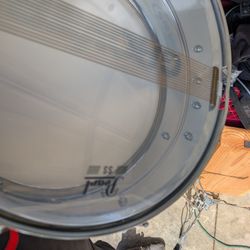 Pearl Snare Drum With Stand