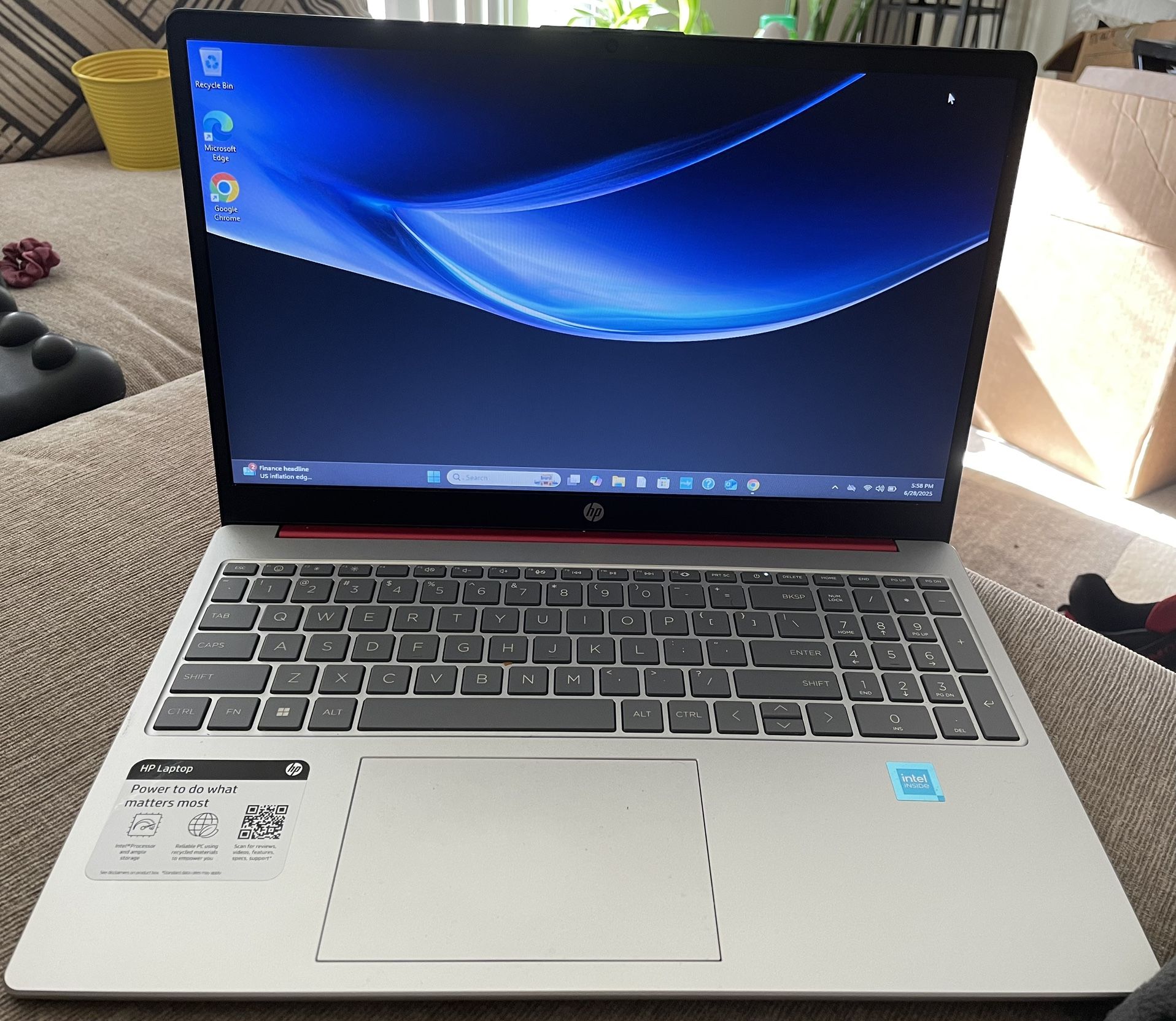 HP 15.6 Laptop Pentium 4GB/128GB Laptop-Scarlet Red