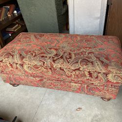 Great Condition Ottoman 