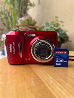 Kodak EasyShare C1530 14.0MP Digital Camera • Red