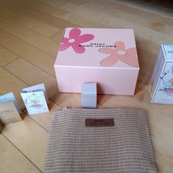 Daisy Marc Jacobs Woman Perfume Set
