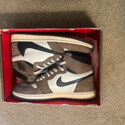 Jordan 1 High Travis Scott 