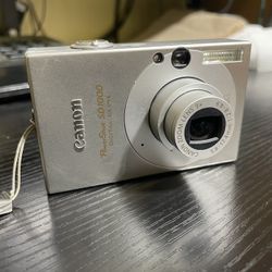 Canon PowerShot ELPH SD1000 Digital Camera 7.1MP Silver - Bundle Tested