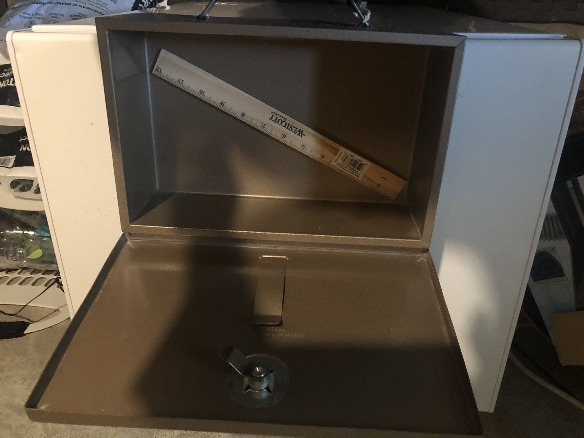 Small Metal lock Box