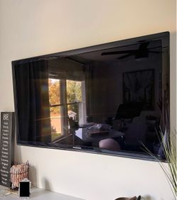 Samsung Flat Screen TV