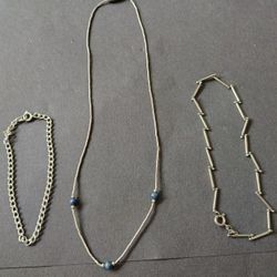 Simple Relaxed Style Necklace And Bracelets