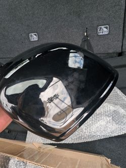 2018+ Volvo XC60 Black Mirror Caps