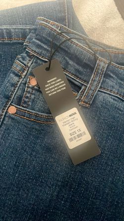 Fashion Nova high waisted jeans