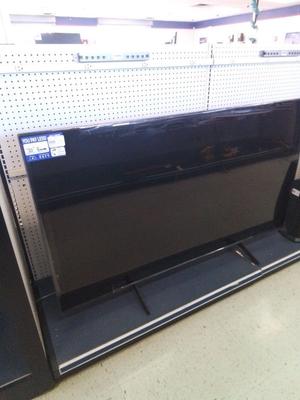 70" Hisense Tv