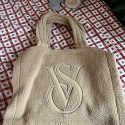 Victoria’s Secret Tote bag for Sale in Laurel, MD - OfferUp