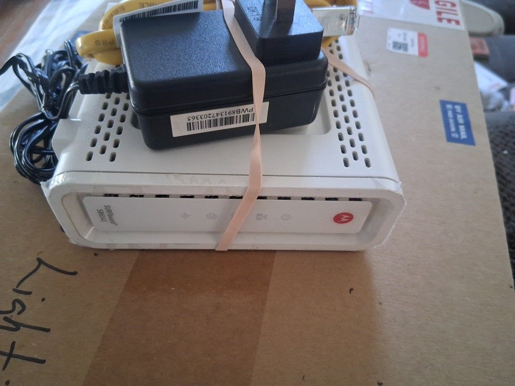 SURFboard SB6141 DOCSIS 3.0 Cable Modem.