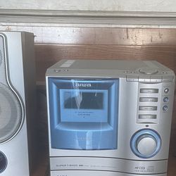 two Speakers Great Condition Stereo System Cd Player, Cassette Player, two speakers great condition stereo system